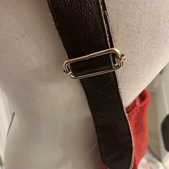 Charmes’ Red Leather Snakeskin Slouch Hobo Shoulder Bag Brown Strap - Picture 11 of 12